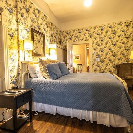 1898 Waverly Inn Hendersonville Eksteriør billede